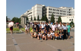 拉斯维加斯3499官网元老及眷属在清华大学
